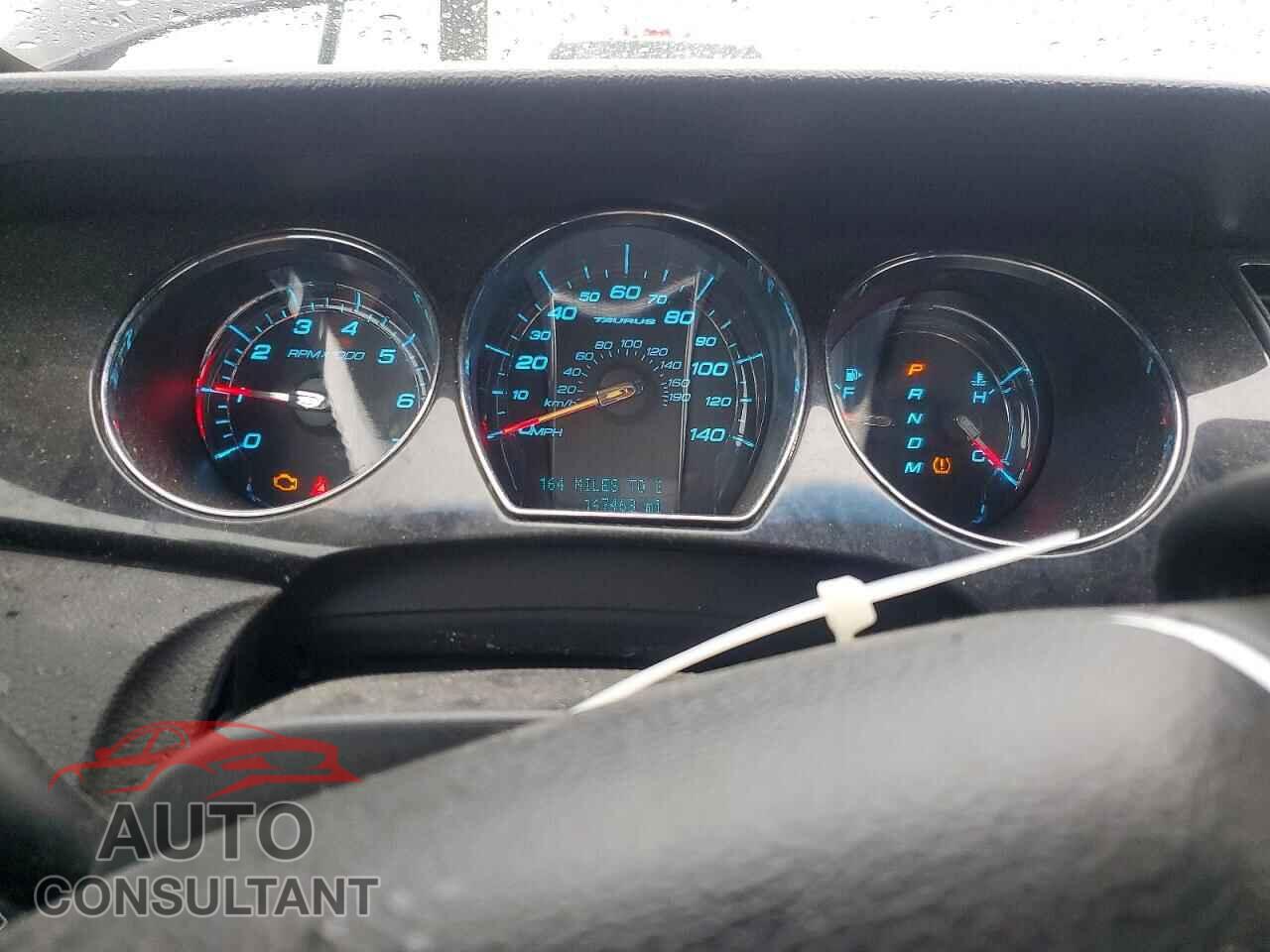 FORD TAURUS 2010 - 1FAHP2FW8AG106961