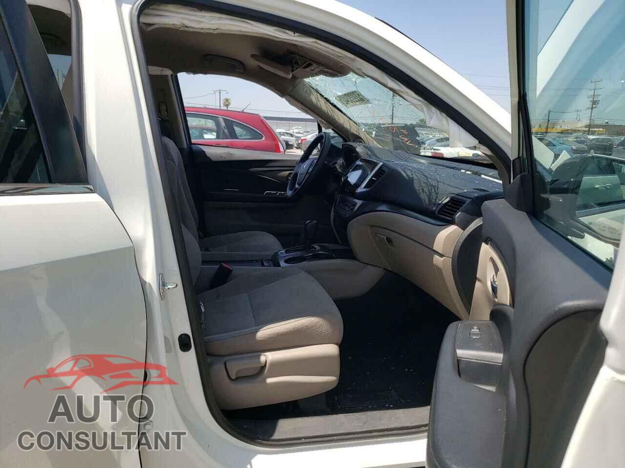 HONDA PILOT 2017 - 5FNYF5H36HB018772