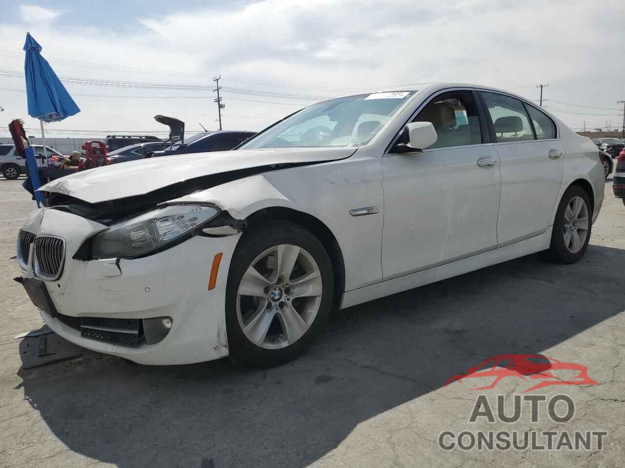 BMW 5 SERIES 2013 - WBAXG5C50DDY32433