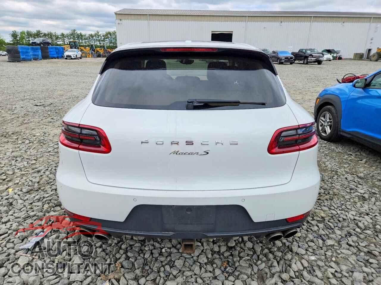 PORSCHE MACAN 2015 - WP1AB2A54FLB56147
