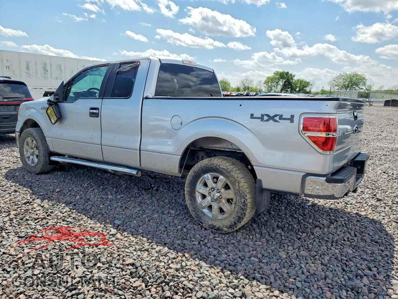 FORD F150 2013 - 1FTFX1EF8DFC25858