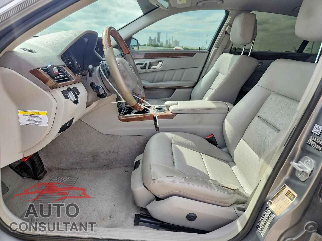 MERCEDES-BENZ E-CLASS 2012 - WDDHF5KB1CA588699