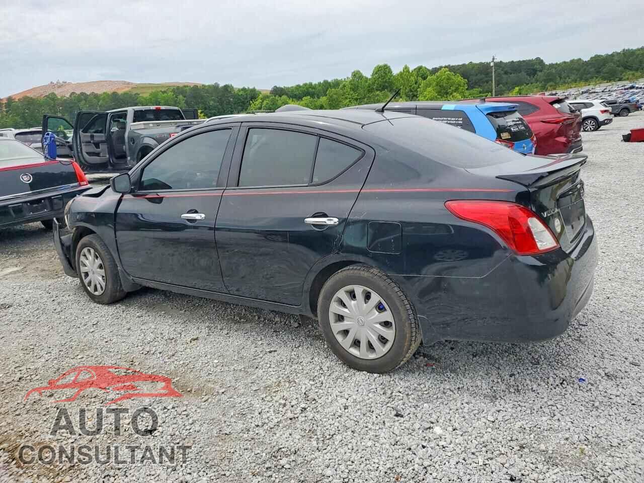 NISSAN VERSA 2017 - 3N1CN7AP3HL832422