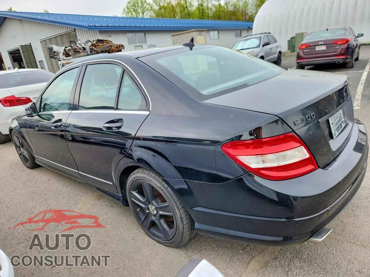 MERCEDES-BENZ C-CLASS 2011 - WDDGF8BB5BR138132