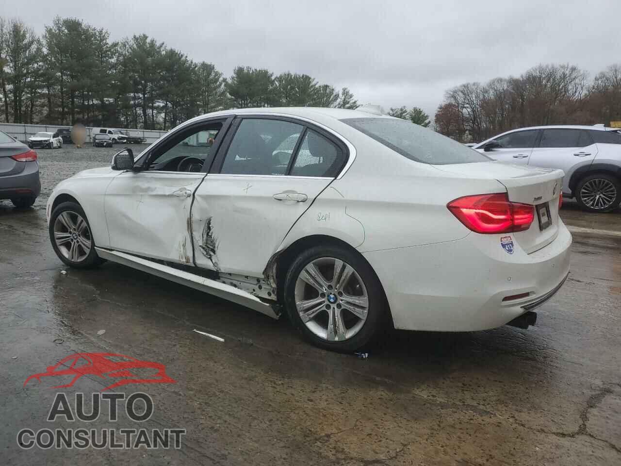 BMW 3 SERIES 2017 - WBA8D9G30HNU65191