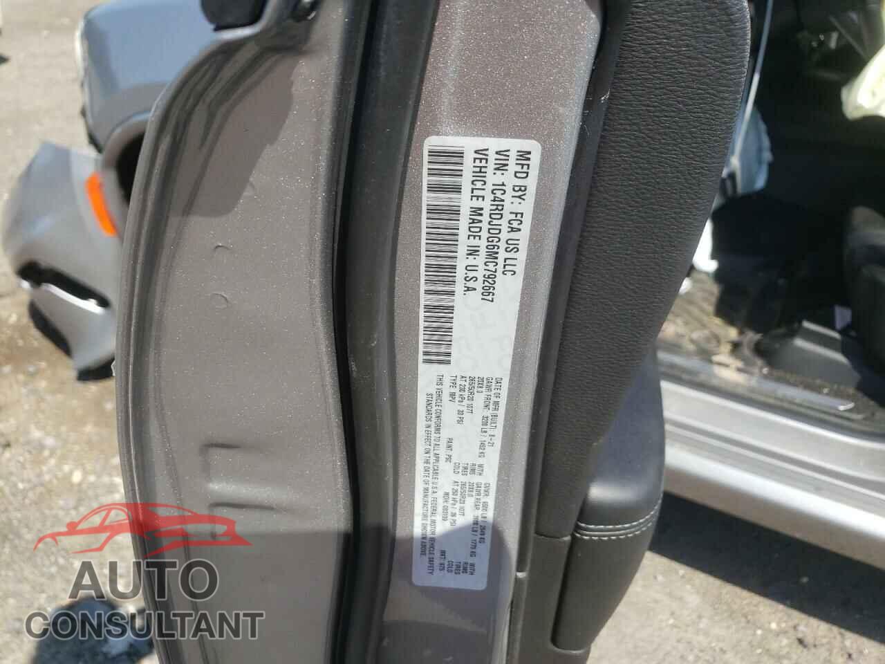 DODGE DURANGO 2021 - 1C4RDJDG6MC792667