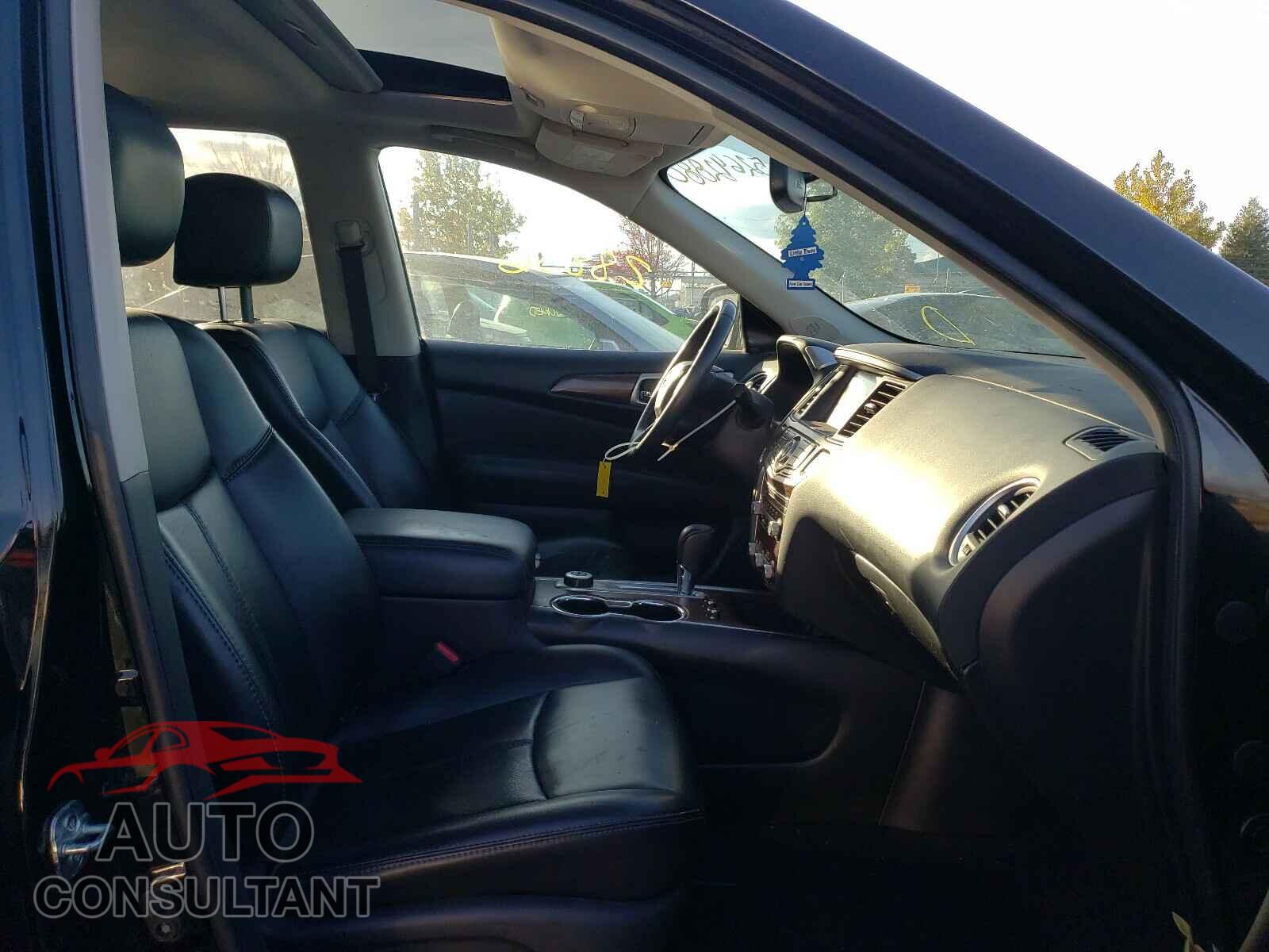 NISSAN PATHFINDER 2018 - 5N1DR2MMXJC619829