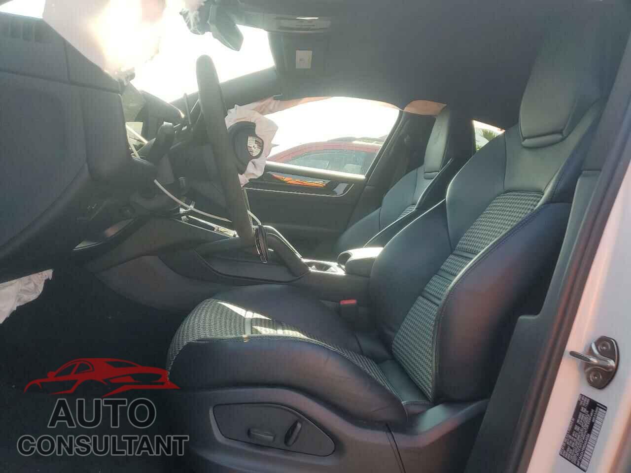 PORSCHE CAYENNE 2024 - WP1BA2AY9RDA54536