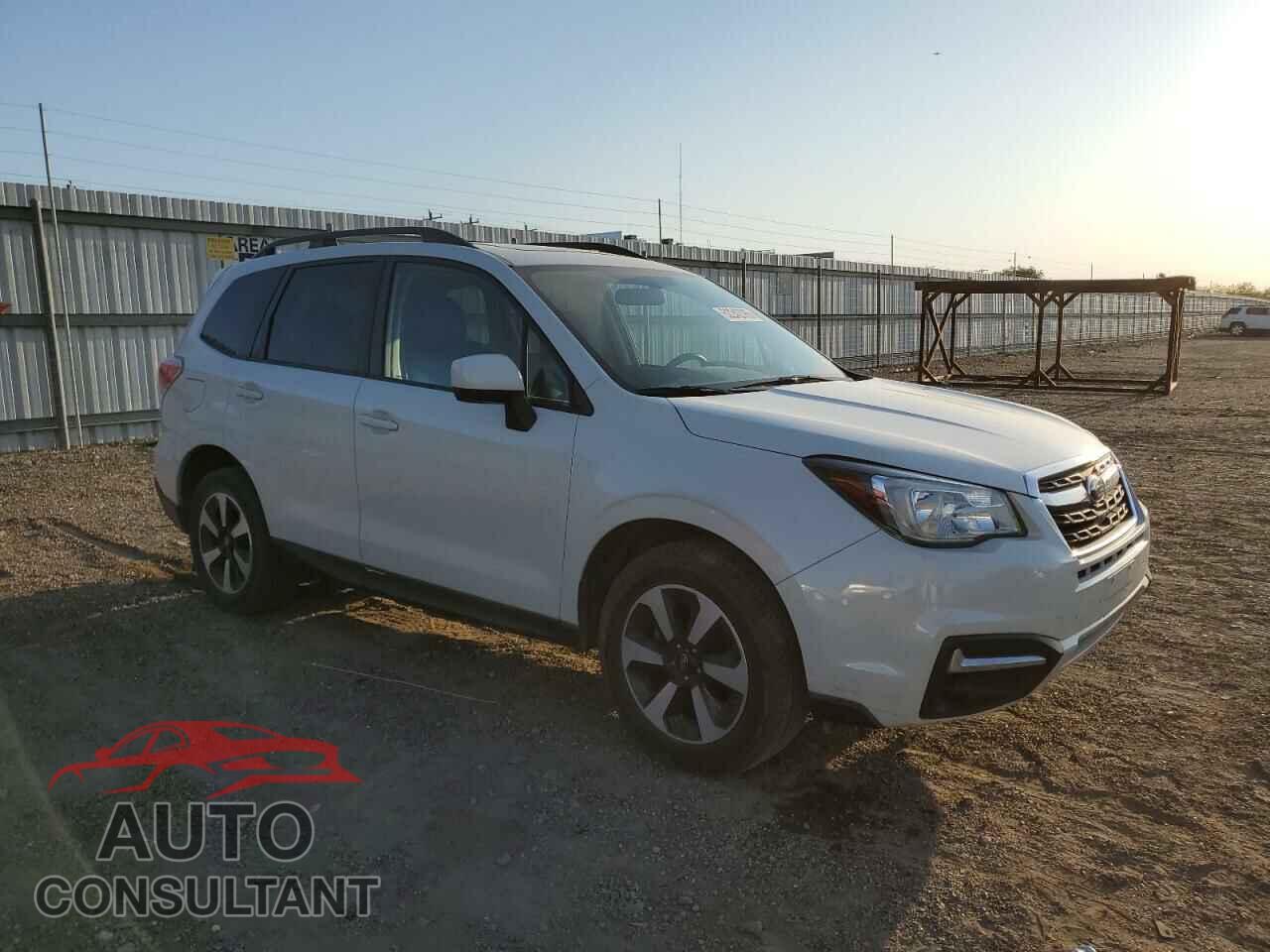 SUBARU FORESTER 2017 - JF2SJAEC7HH490613