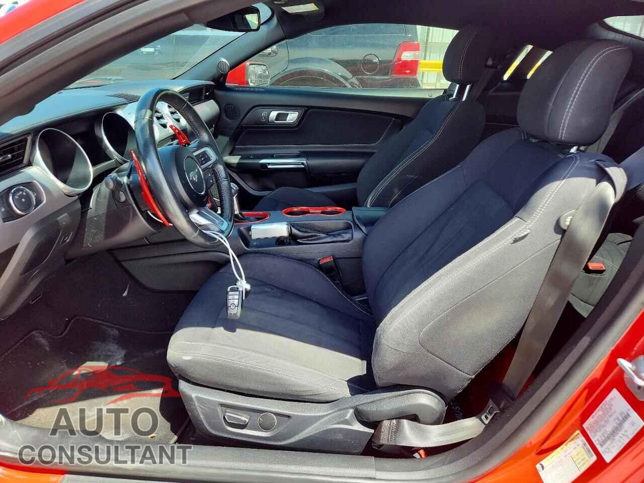 FORD MUSTANG 2019 - 1FA6P8TH3K5202011