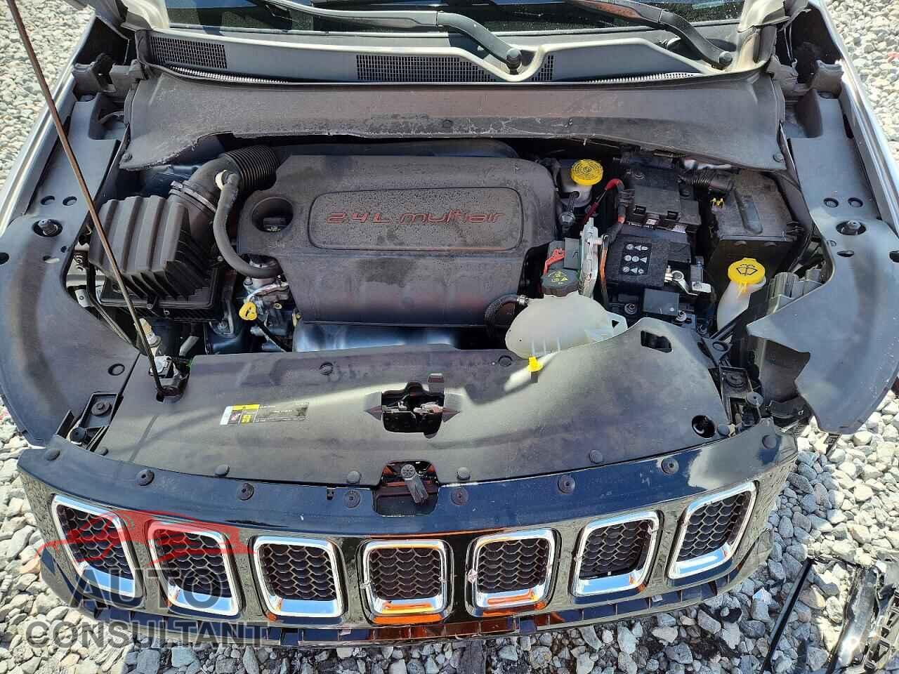 JEEP COMPASS 2018 - 3C4NJCBBXJT181938