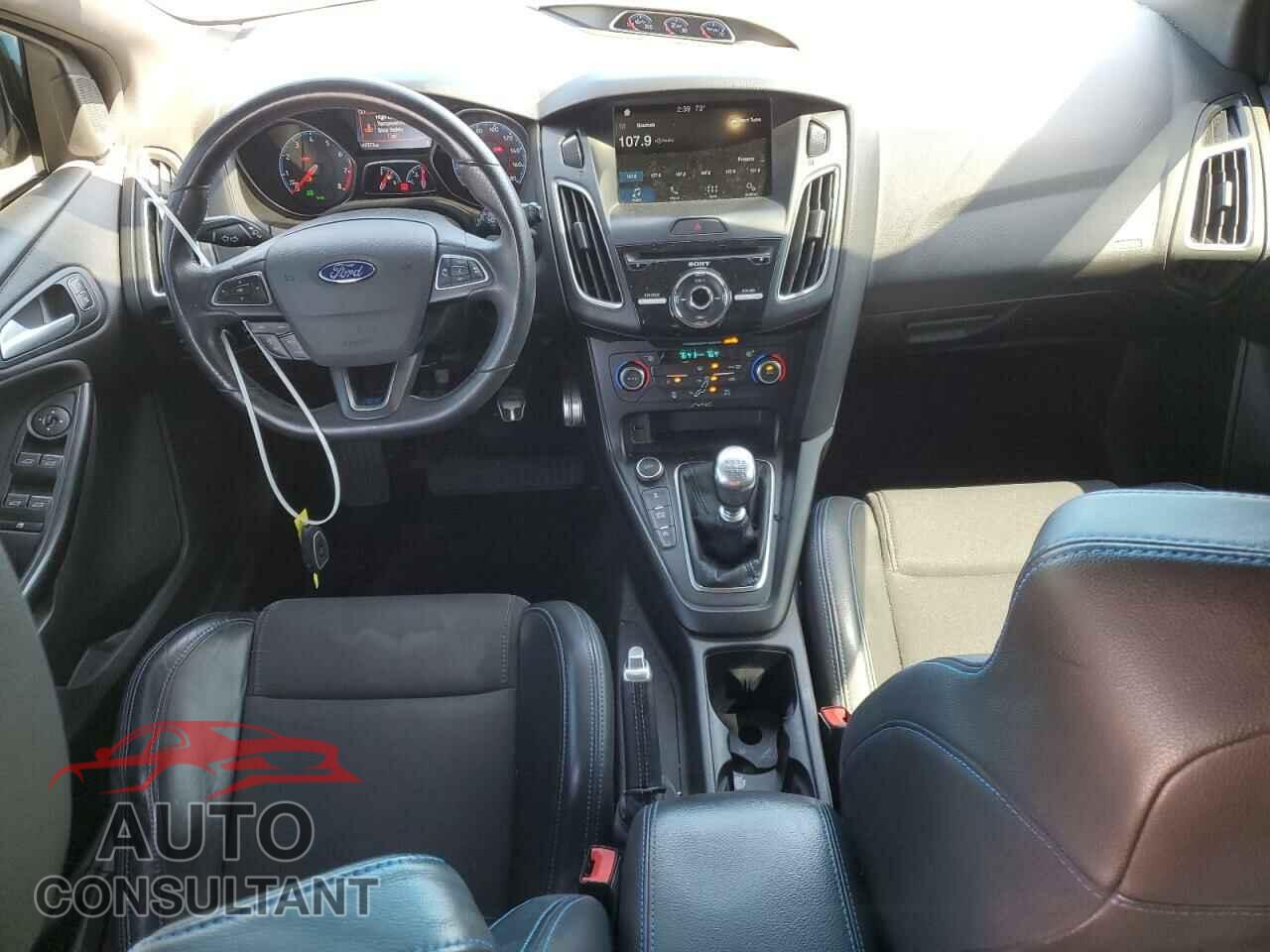 FORD FOCUS 2017 - WF0DP3TH0H4118566