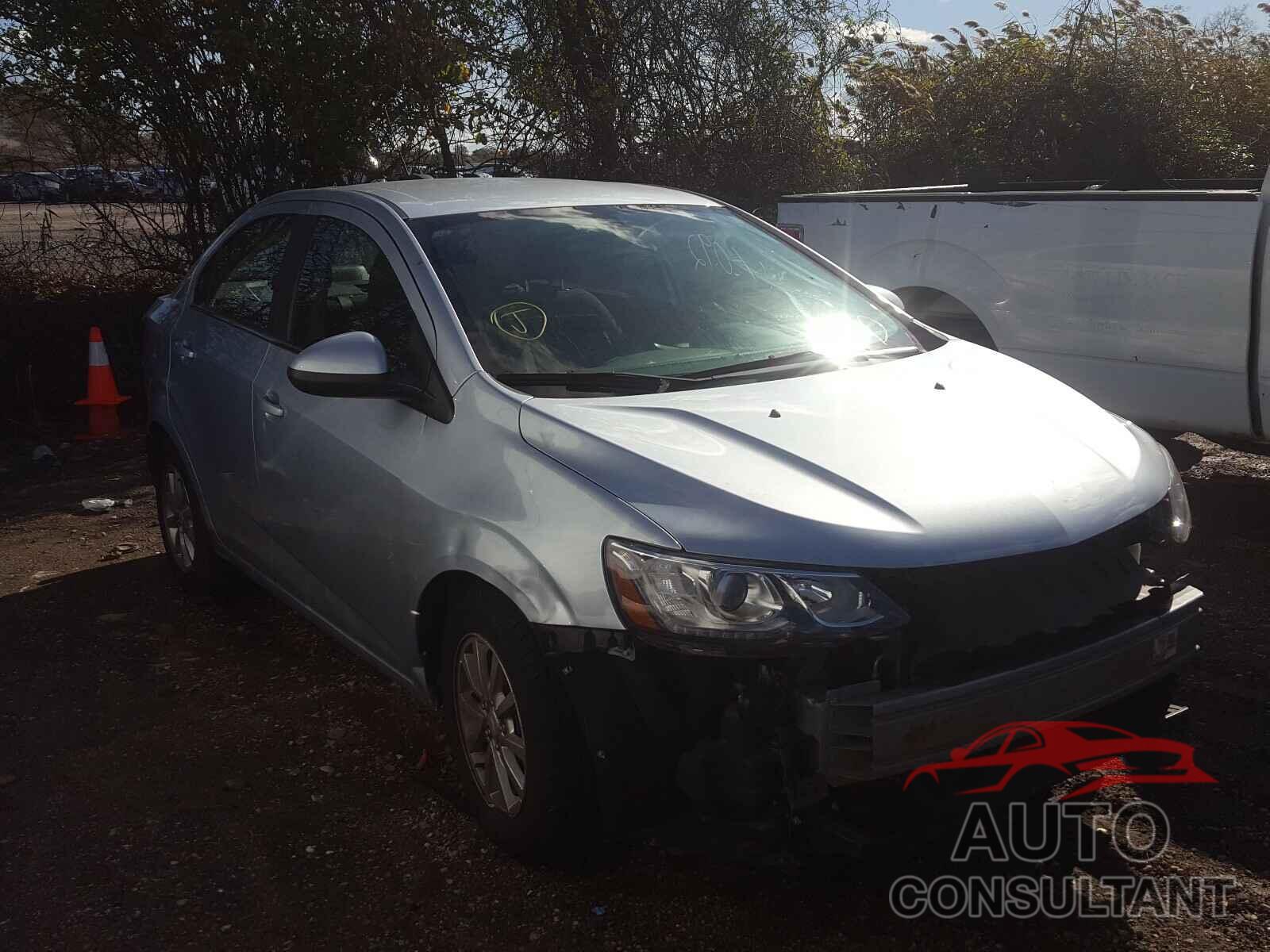 CHEVROLET SONIC 2017 - 1G1JD5SG4H4126164