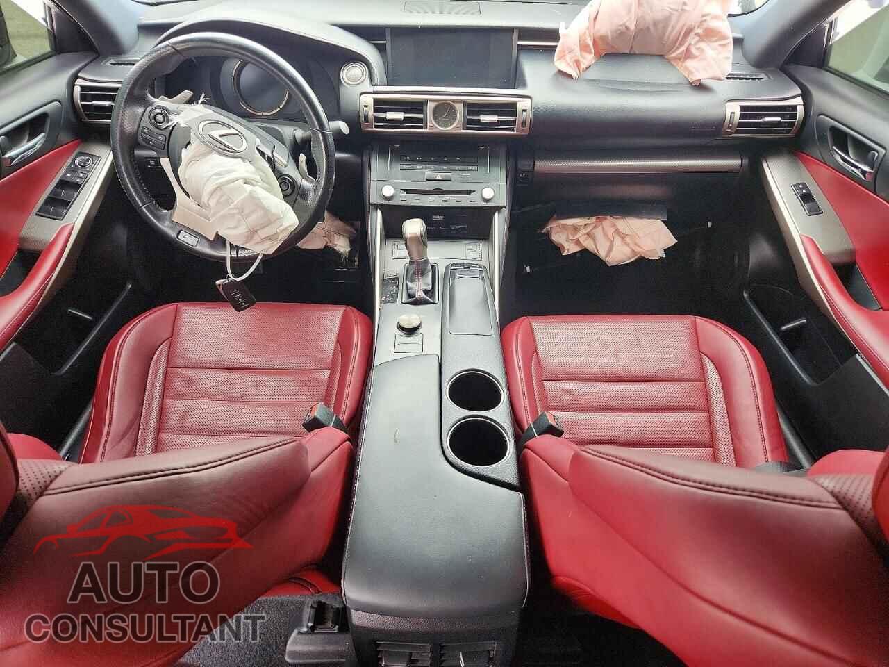 LEXUS IS 2015 - JTHBE1D24F5022704