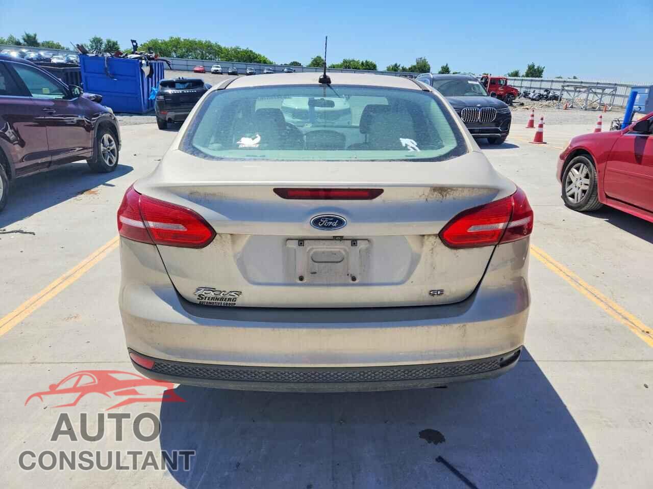 FORD FOCUS 2017 - 1FADP3F21HL327224