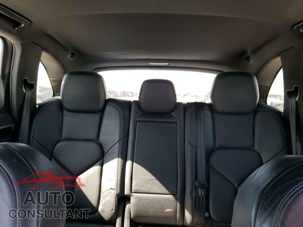 PORSCHE CAYENNE 2011 - WP1AB2A22BLA43846