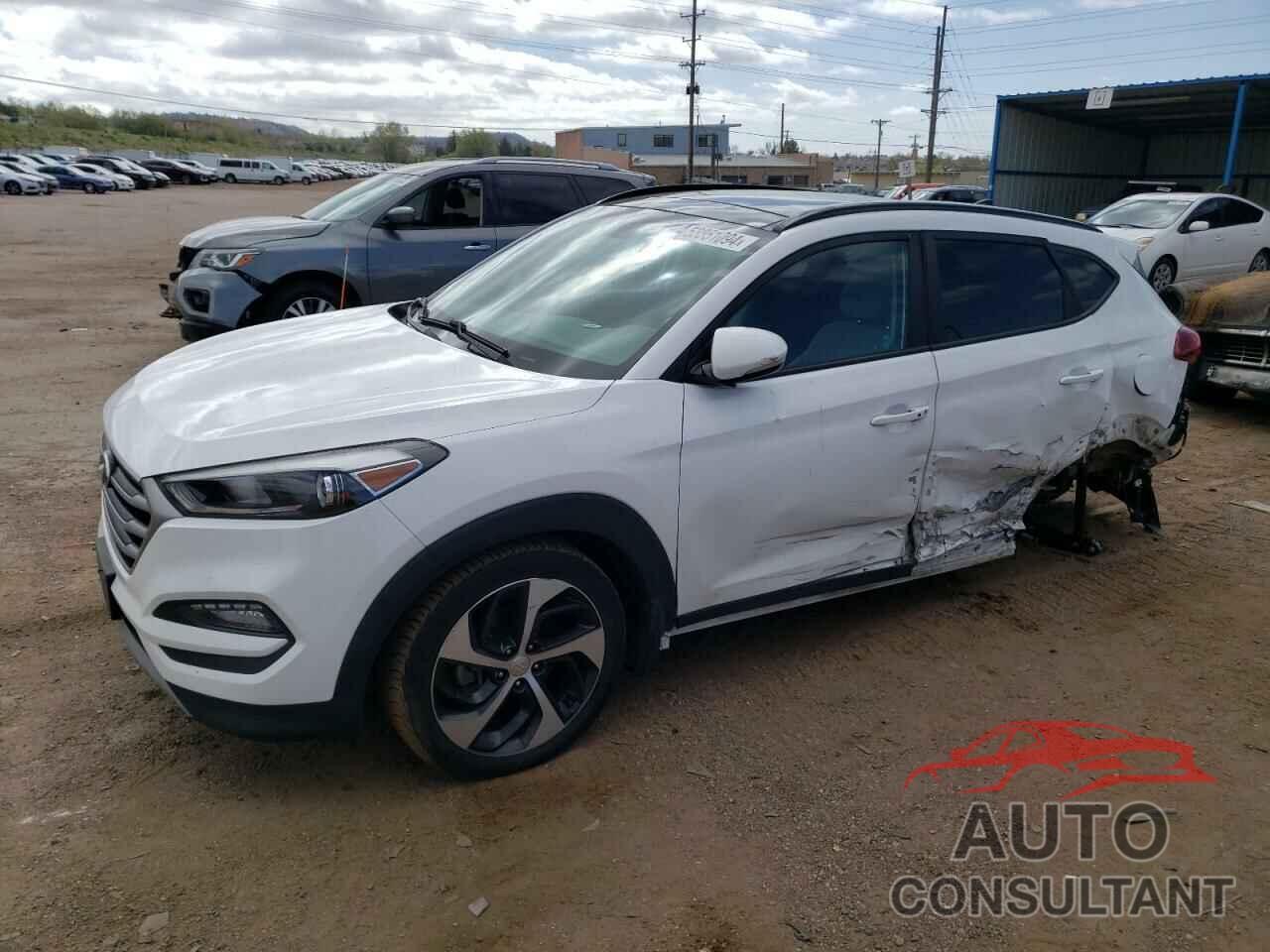 HYUNDAI TUCSON 2018 - KM8J3CA26JU688654