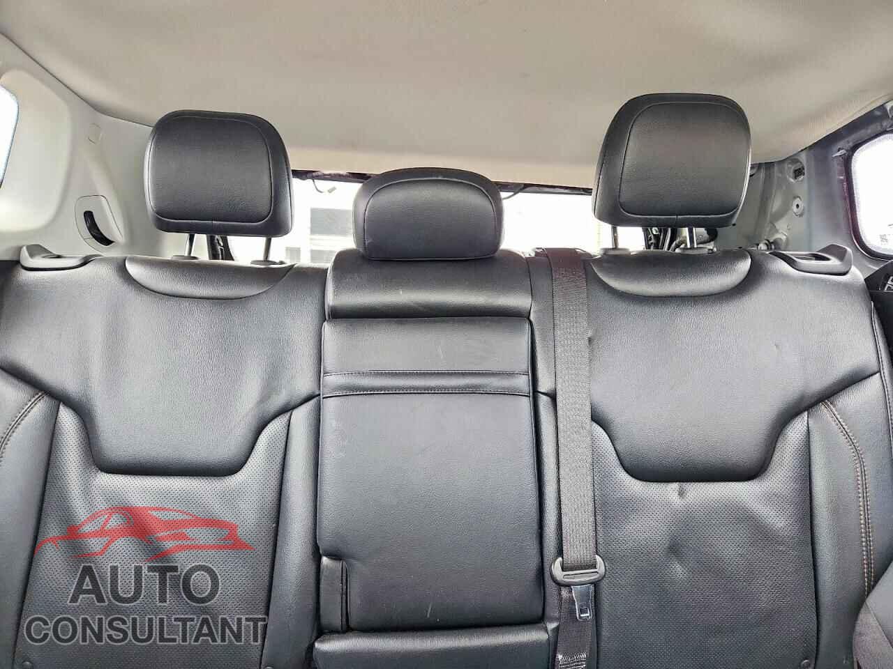 JEEP COMPASS 2019 - 3C4NJDCB4KT619147