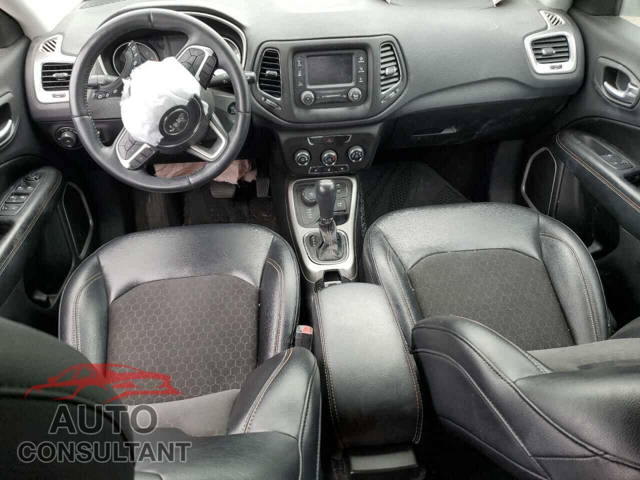 JEEP COMPASS 2017 - 3C4NJDBB2HT646616