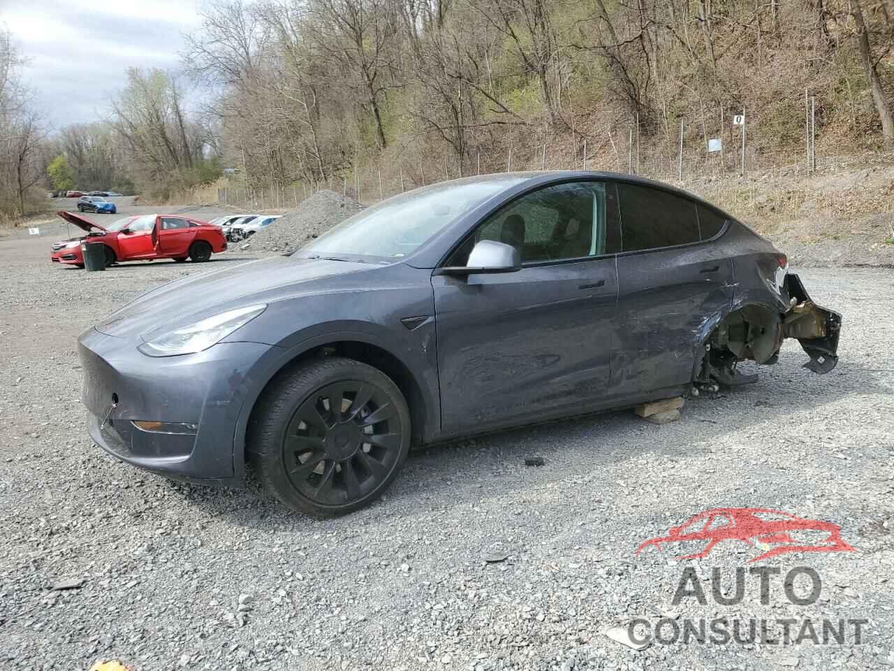 TESLA MODEL Y 2021 - 5YJYGDEE3MF064762