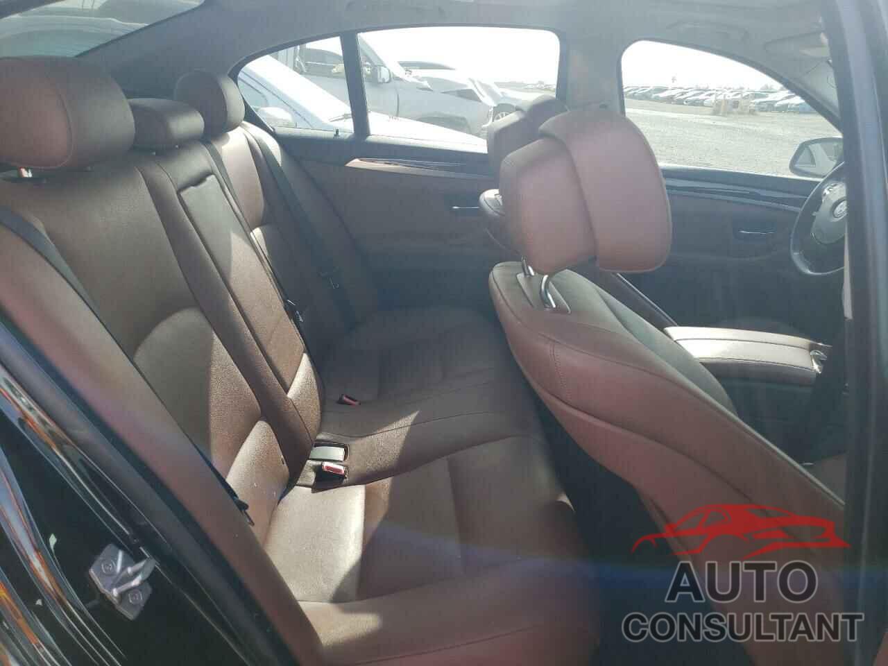 BMW 5 SERIES 2012 - WBAXG5C56CDY28661