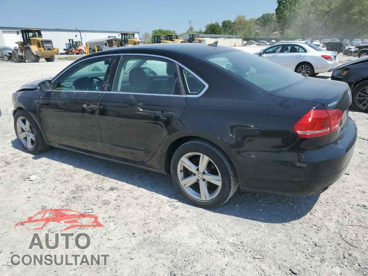 VOLKSWAGEN PASSAT 2015 - 1VWAT7A35FC113346