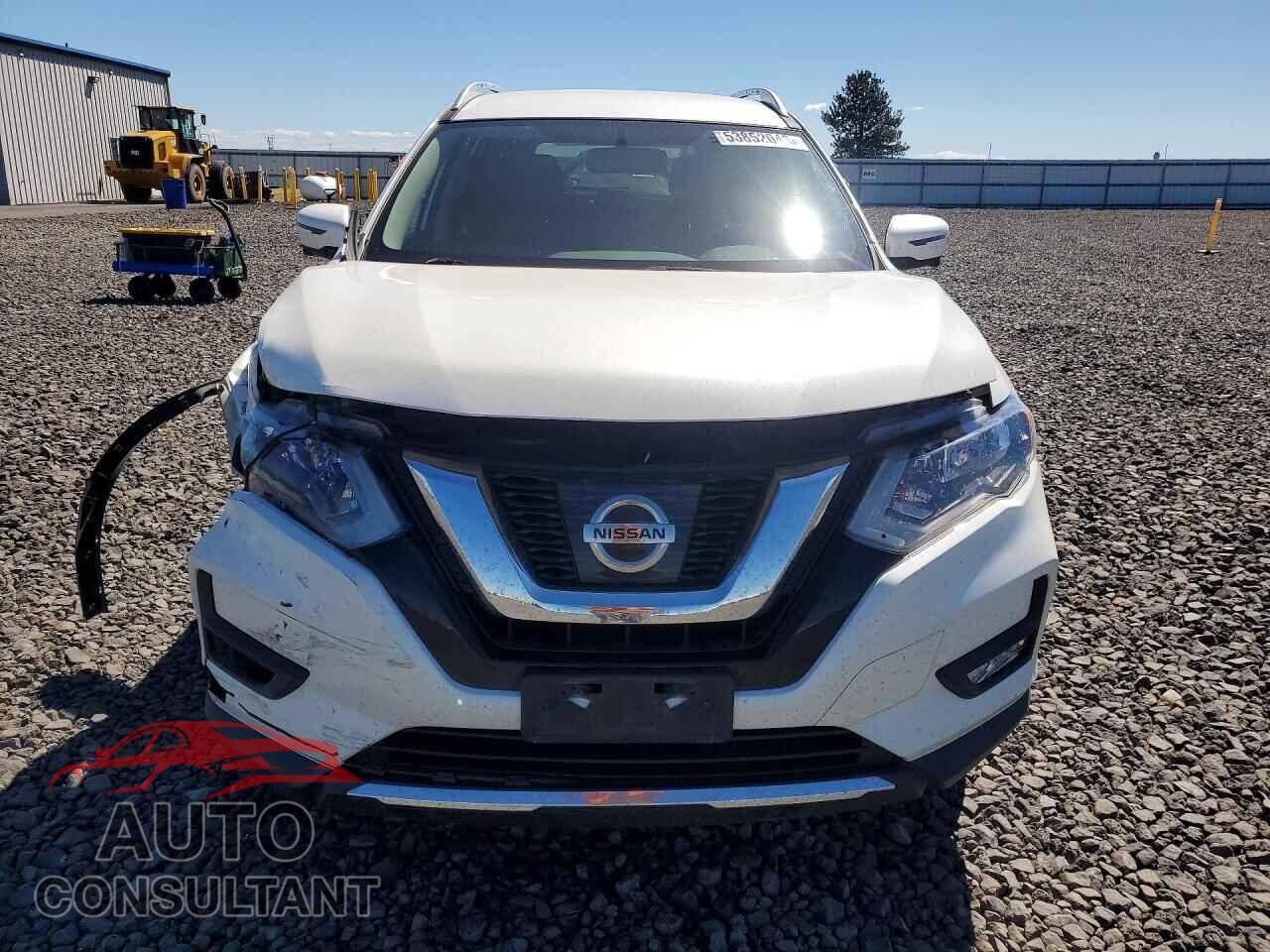 NISSAN ROGUE 2017 - KNMAT2MV9HP607112