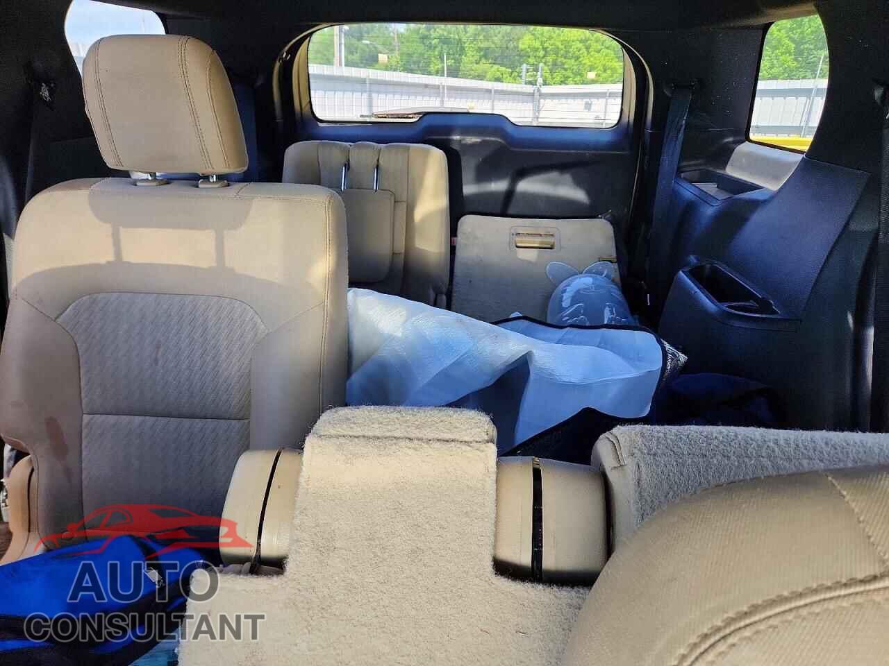 FORD EXPLORER 2017 - 1FM5K7B84HGA01615