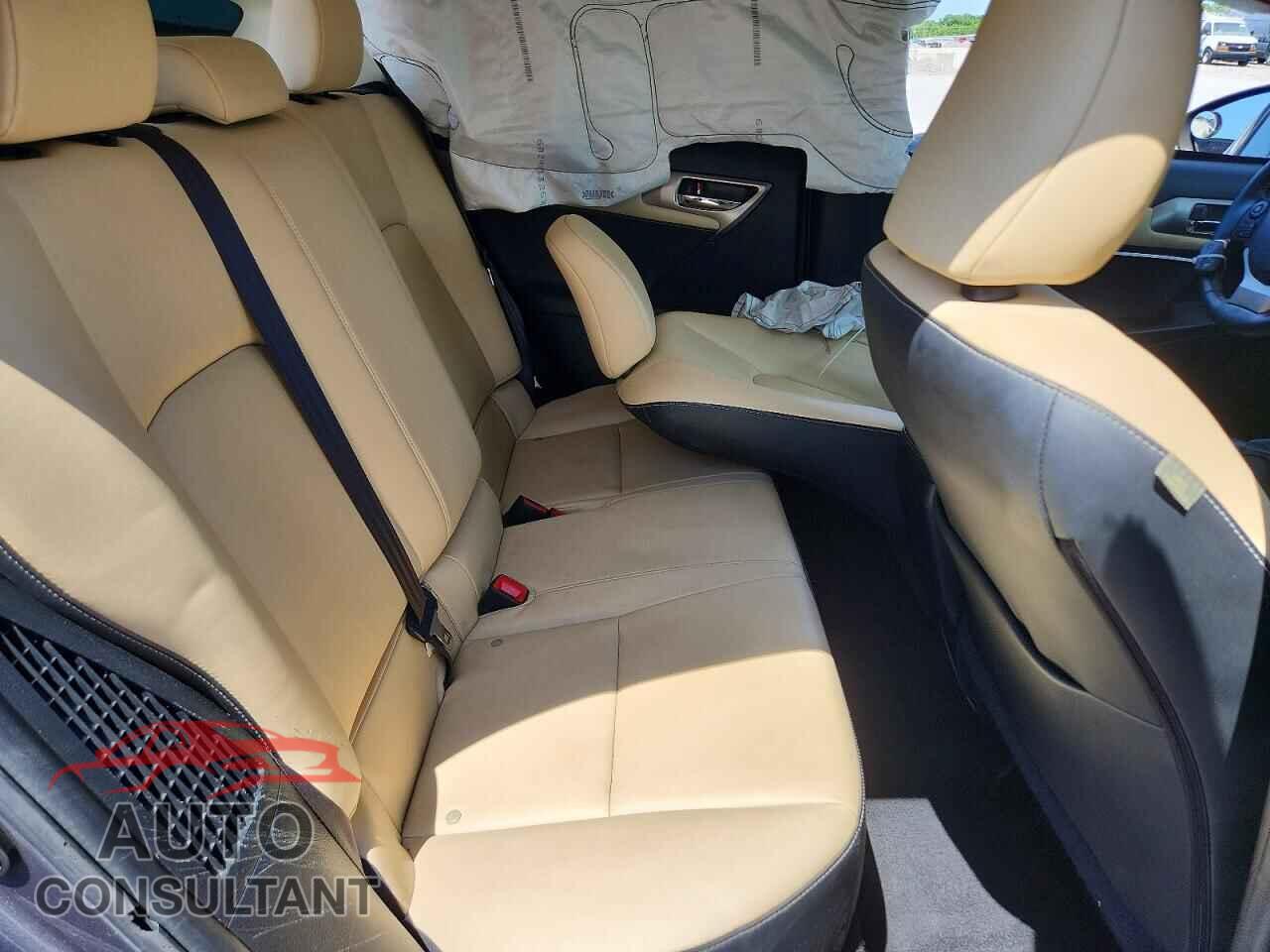 LEXUS CT 200 2014 - JTHKD5BH5E2178297