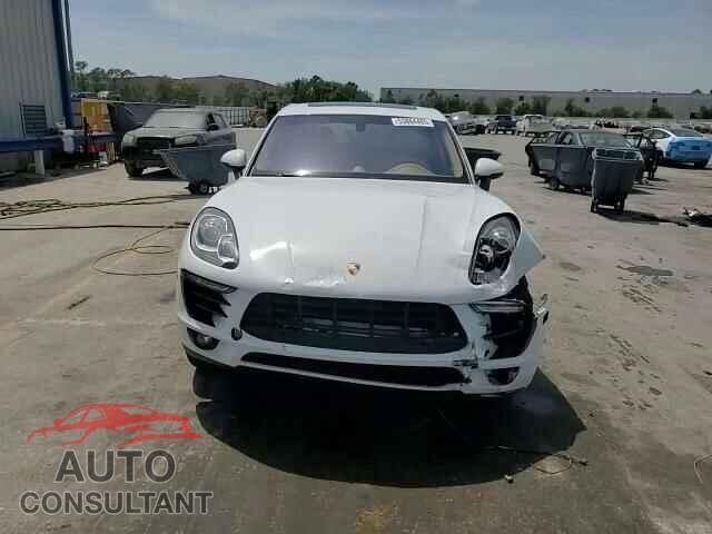 PORSCHE MACAN 2015 - WP1AB2A50FLB53004