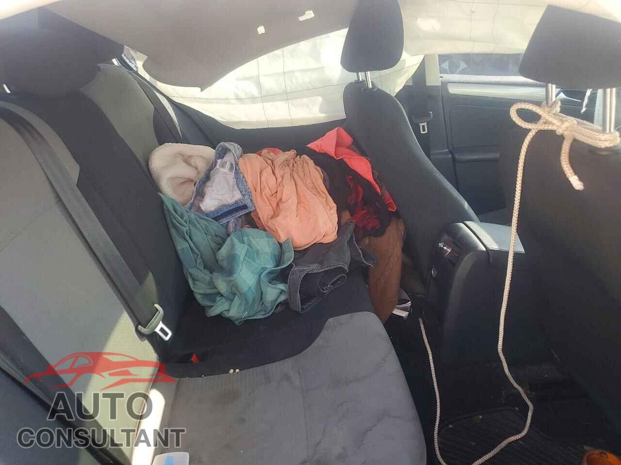 VOLKSWAGEN JETTA 2017 - 3VW2B7AJ1HM377218
