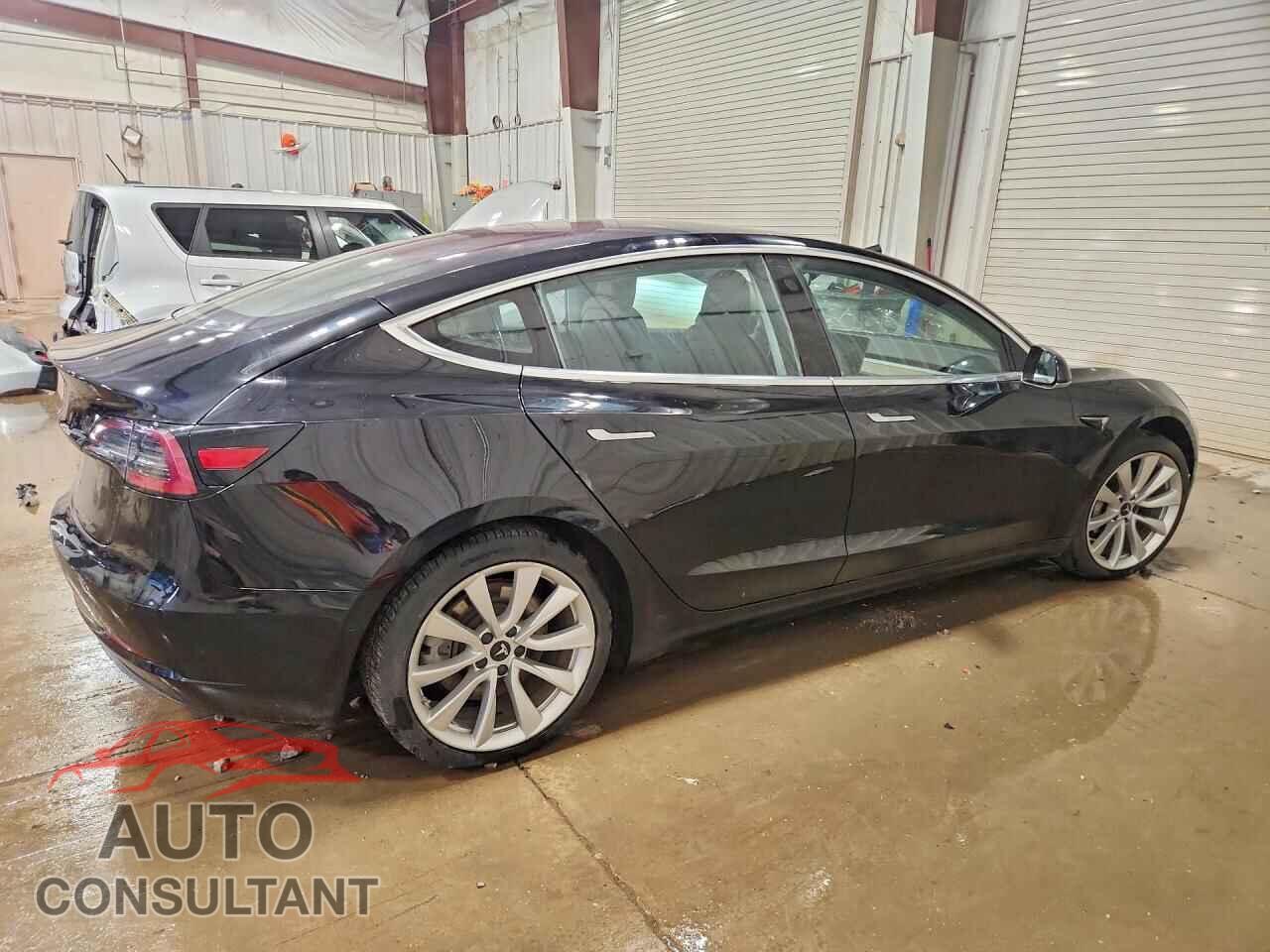 TESLA MODEL 3 2018 - 5YJ3E1EA8JF048449