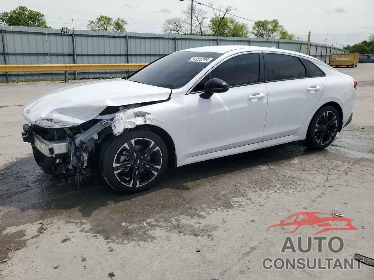 KIA K5 2023 - 5XXG64J28PG198646