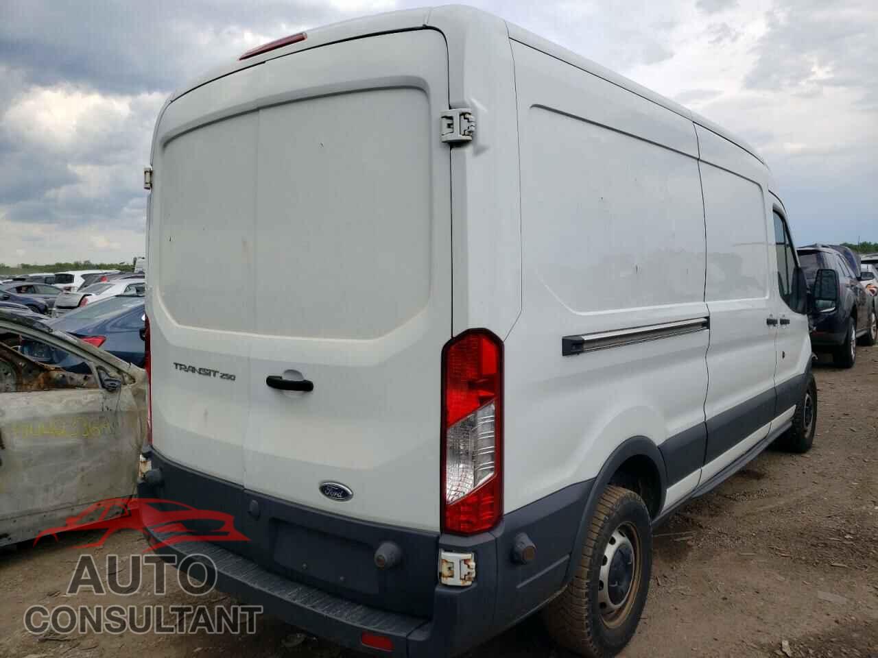 FORD TRANSIT 2017 - 1FTYR2CM3HKA65461