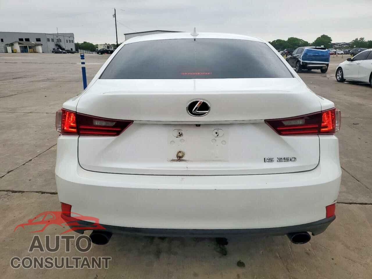LEXUS IS 2014 - JTHBF1D24E5034203