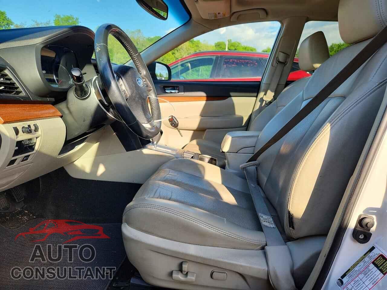 SUBARU OUTBACK 2014 - 4S4BRBLC3E3241407