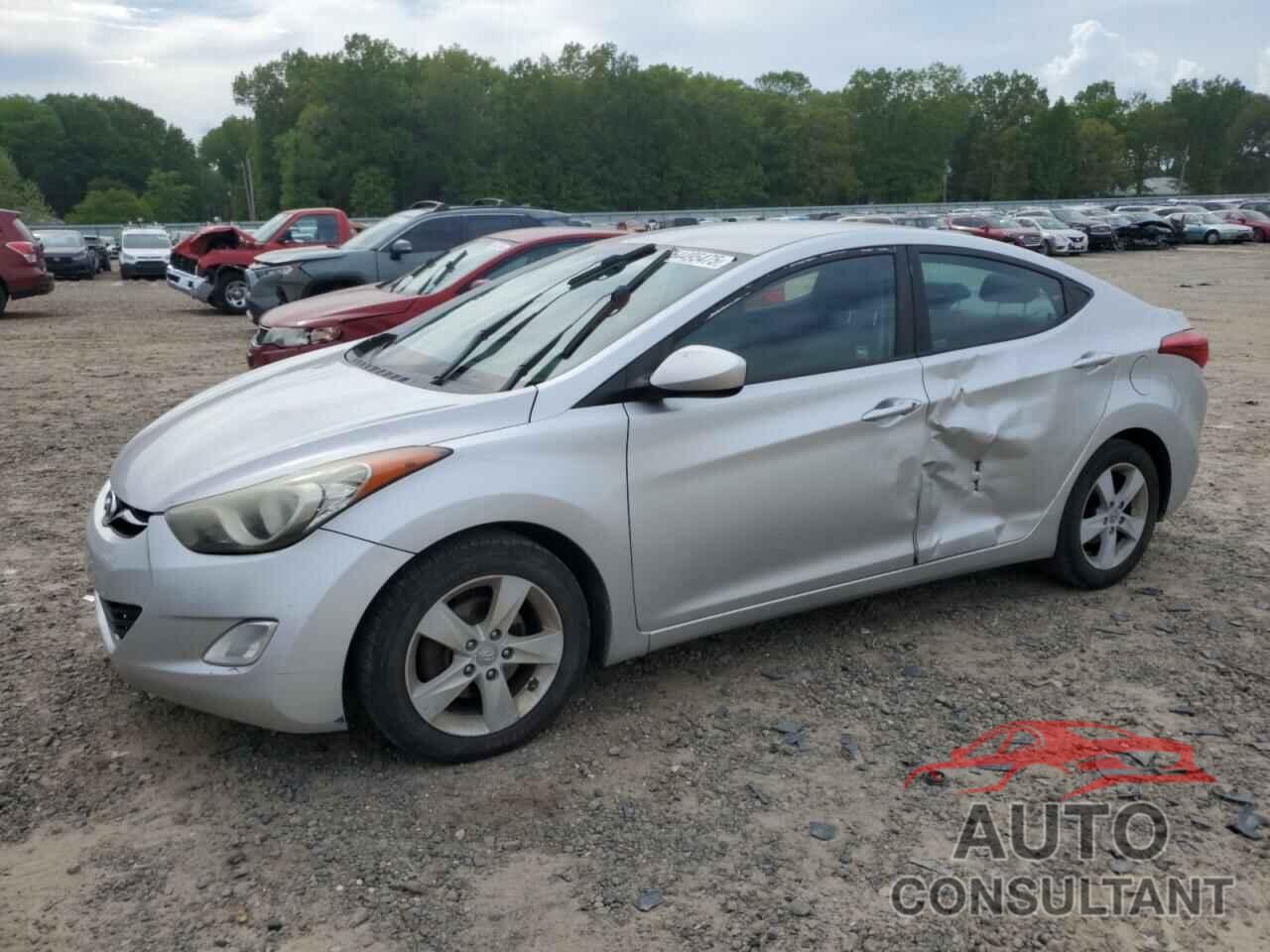 HYUNDAI ELANTRA 2013 - KMHDH4AE9DU755041