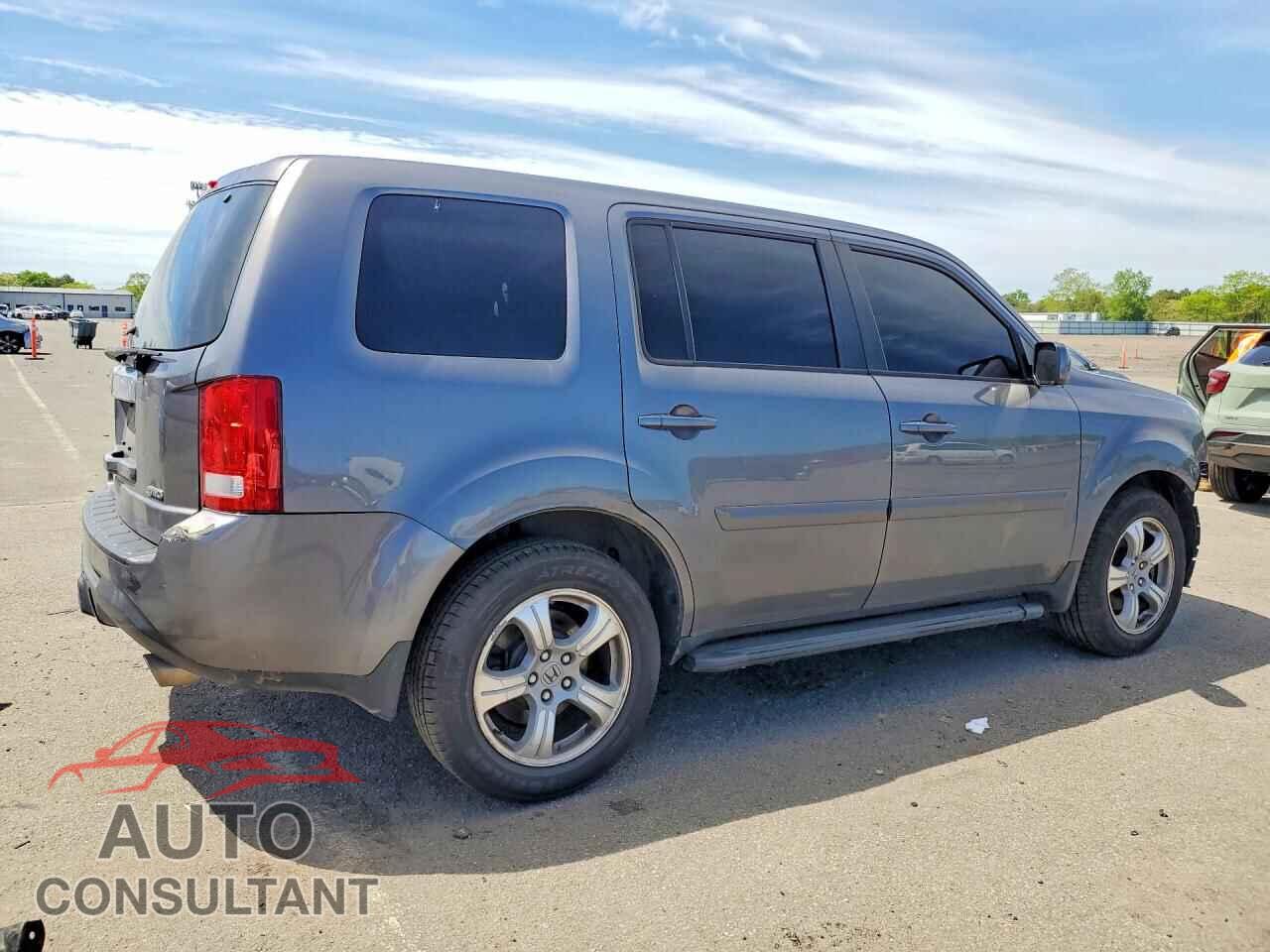 HONDA PILOT 2015 - 5FNYF4H53FB043038