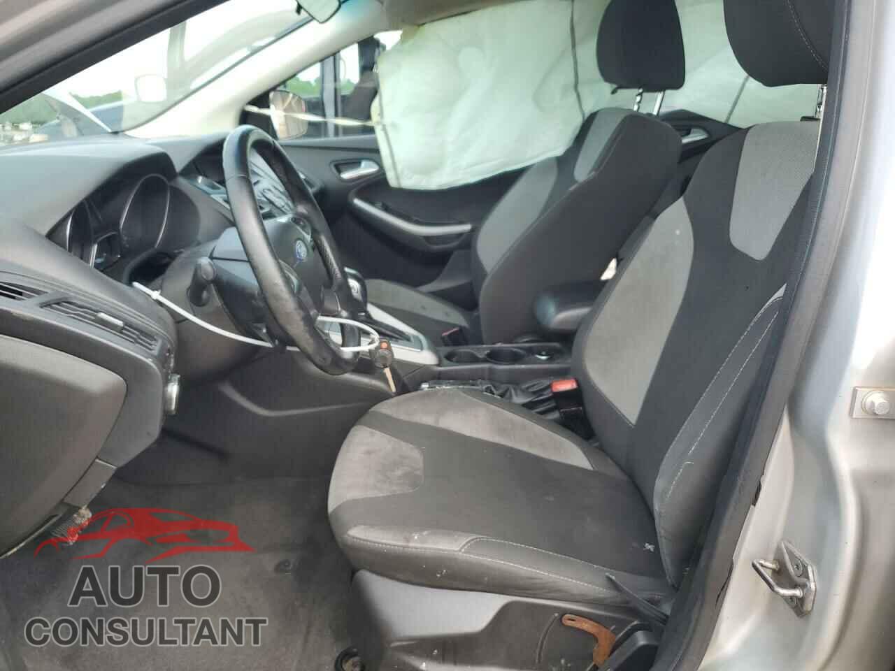 FORD FOCUS 2012 - 1FAHP3F26CL443593