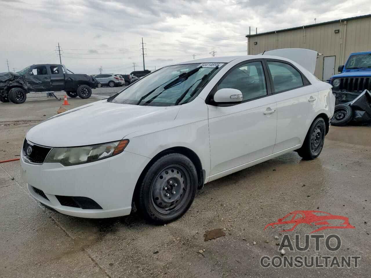 KIA FORTE 2010 - KNAFU4A29A5863211
