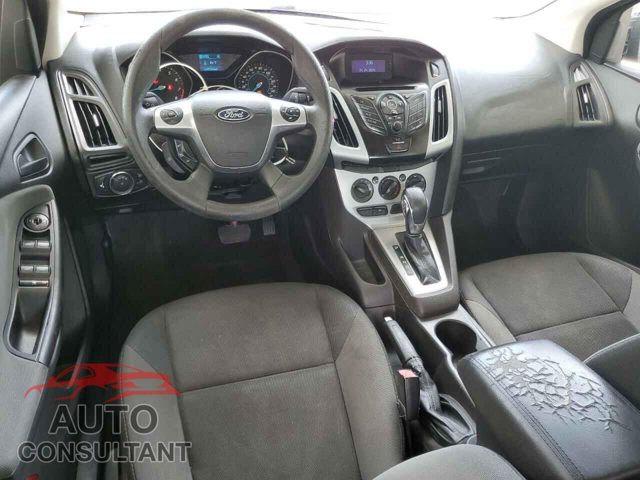 FORD FOCUS 2012 - 1FAHP3F2XCL201535