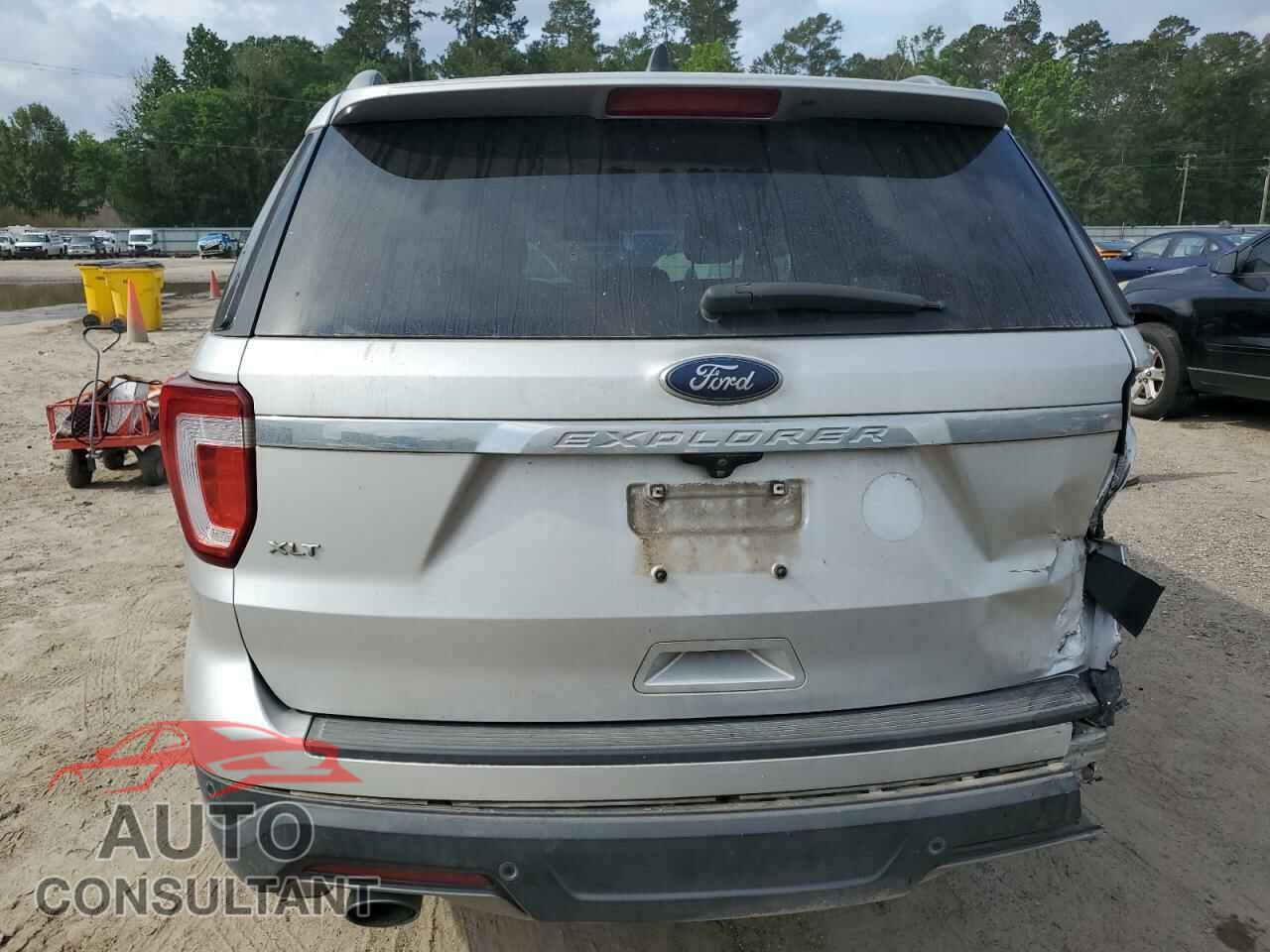 FORD EXPLORER 2018 - 1FM5K7D85JGB97096
