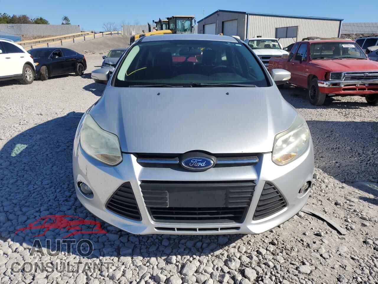 FORD FOCUS 2013 - 1FADP3K28DL336423