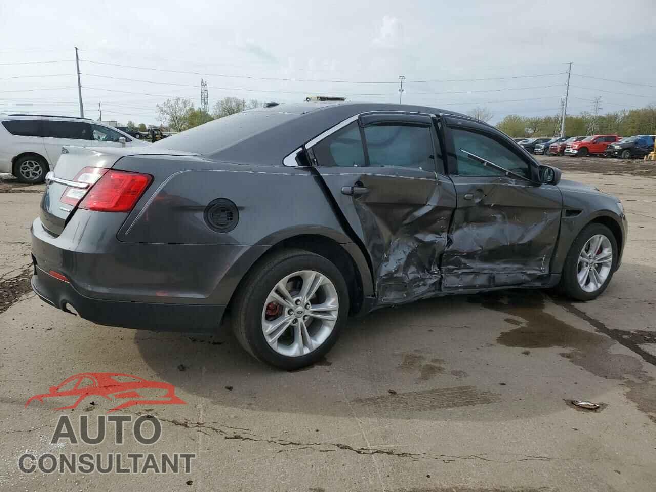 FORD TAURUS 2018 - 1FAHP2D86JG116733