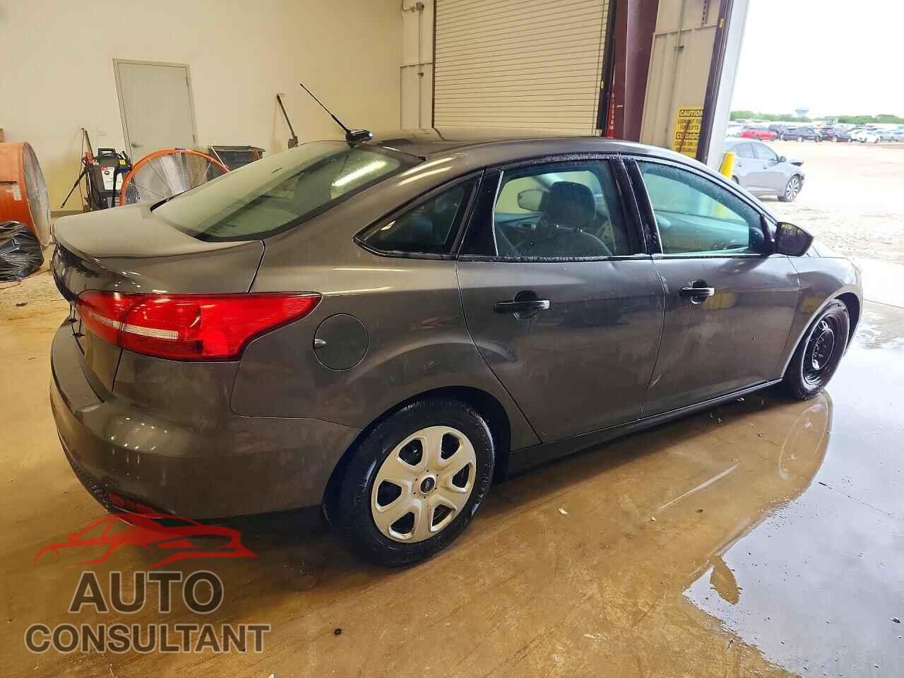 FORD FOCUS 2016 - 1FADP3E29GL227467