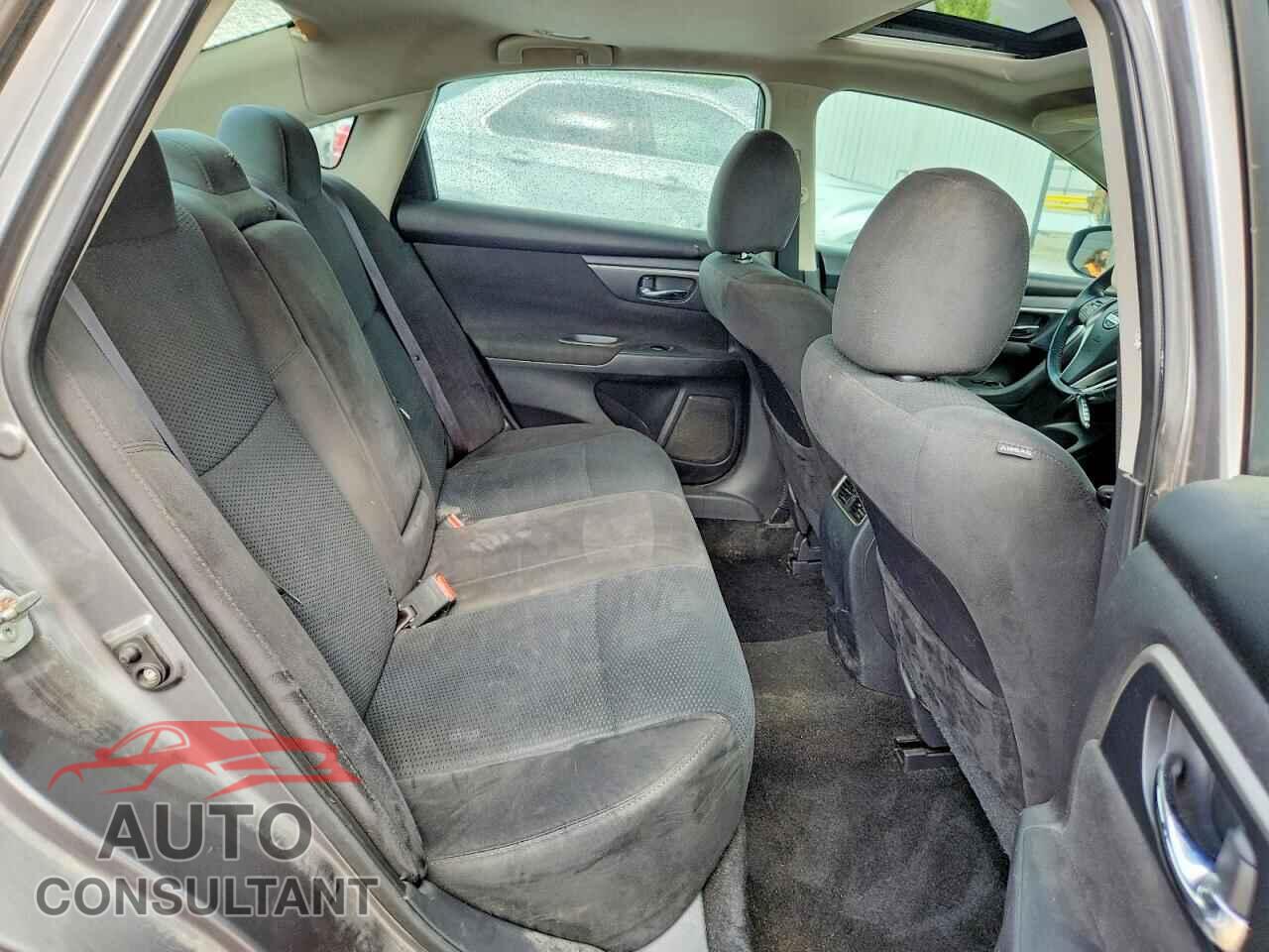NISSAN ALTIMA 2015 - 1N4AL3AP1FC206952