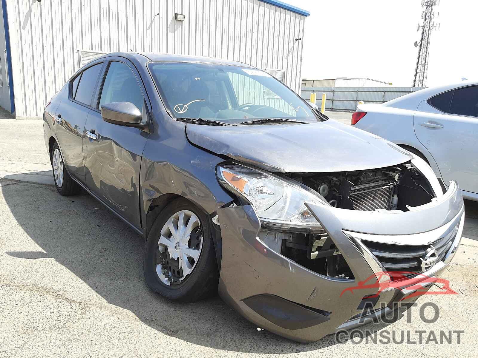 NISSAN VERSA 2017 - 3N1CN7AP6HL811547