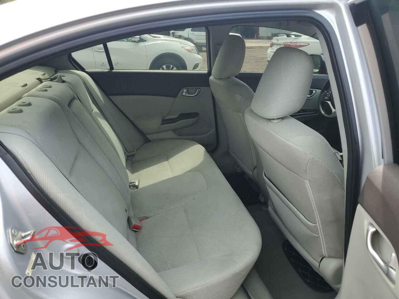 HONDA CIVIC 2012 - 2HGFB2F84CH557055