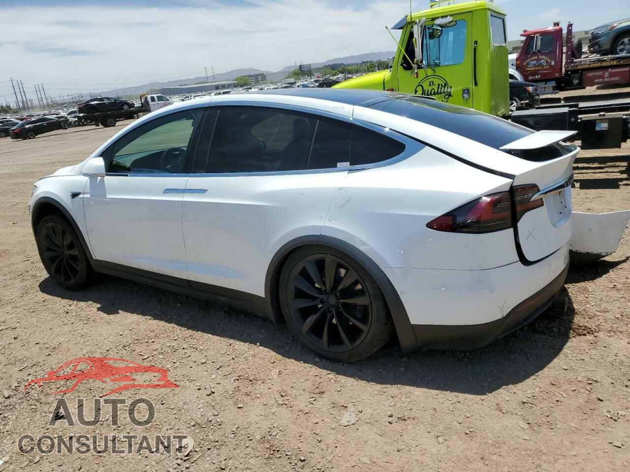 TESLA MODEL X 2020 - 5YJXCAE28LF241073