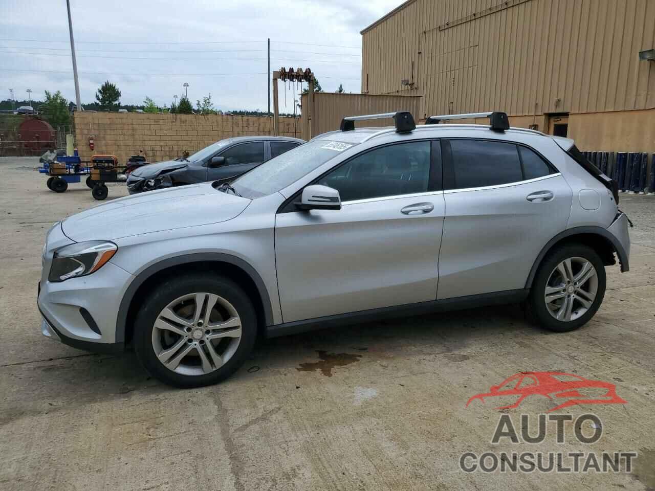 MERCEDES-BENZ GLA-CLASS 2015 - WDCTG4EB0FJ139567
